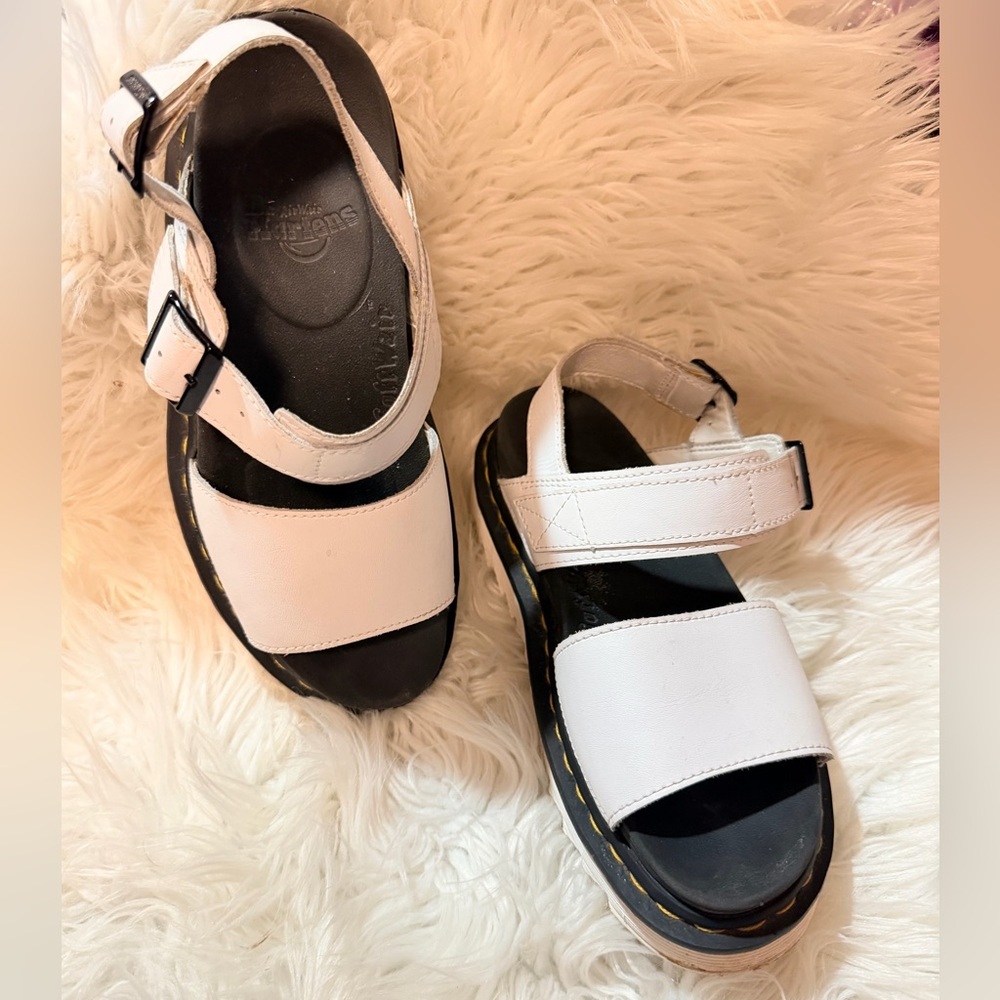 Dr. Martens Women's Voss Leather Strap Platform Sandals White Size 7